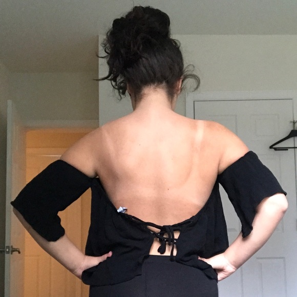 TOBI NWOT black off shoulder crop top medium - Picture 5 of 8
